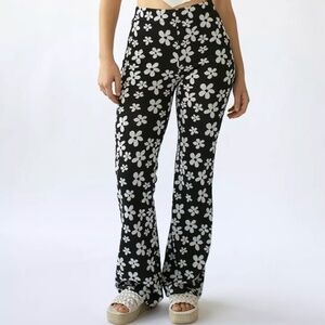 Urban Outfitters Bryn Pull-On Flare Pants